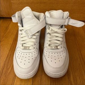 Nike High top Air Force 1s